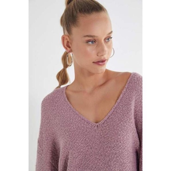 Urban Outfitters Pink V-neck Sweater - Picture 3 of 8